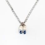 Vue de face du collier artisanal Gemma en couvert recyclé.